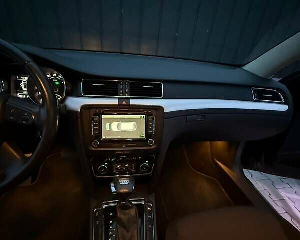 Черный Шкода Суперб, объемом двигателя 2 л и пробегом 278 тыс. км за 11700 $, фото 18 на Automoto.ua