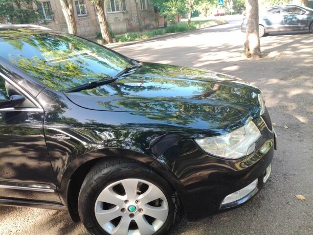 Чорний Шкода Суперб, об'ємом двигуна 2 л та пробігом 261 тис. км за 12500 $, фото 15 на Automoto.ua