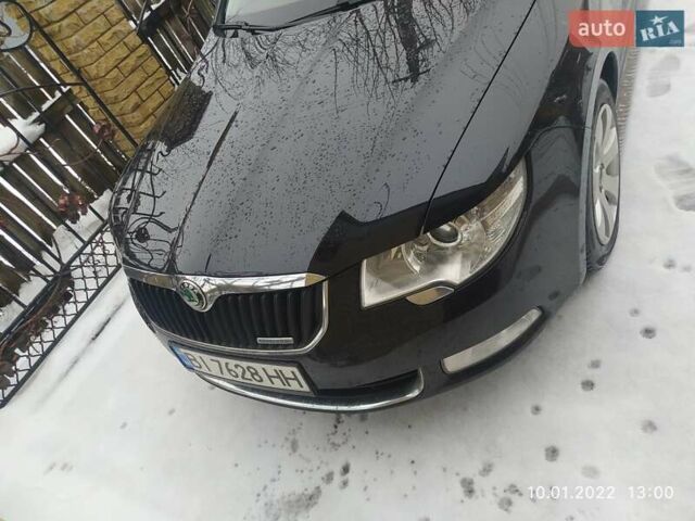 Черный Шкода Суперб, объемом двигателя 1.6 л и пробегом 299 тыс. км за 10500 $, фото 1 на Automoto.ua