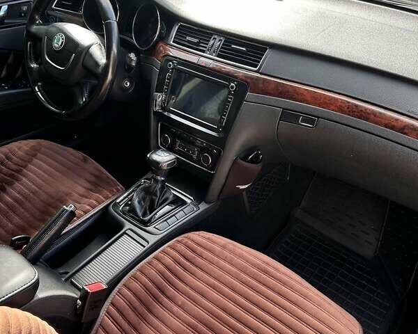 Черный Шкода Суперб, объемом двигателя 1.8 л и пробегом 194 тыс. км за 10600 $, фото 19 на Automoto.ua