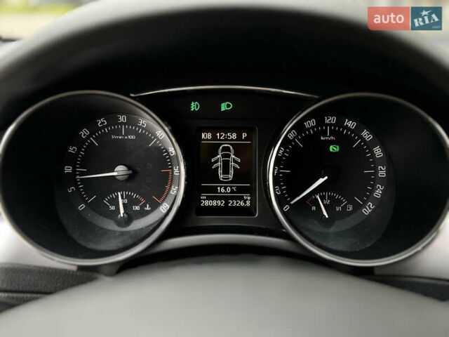 Чорний Шкода Суперб, об'ємом двигуна 2 л та пробігом 282 тис. км за 10799 $, фото 55 на Automoto.ua