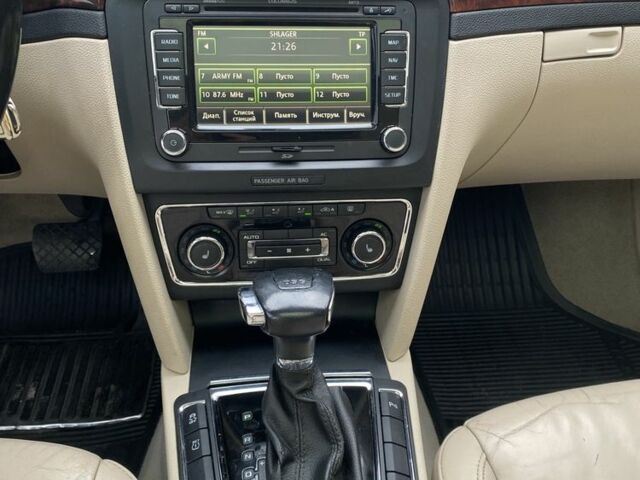 Шкода Суперб 2012 у Белой Церкве на Automoto.ua Чорний Шкода Суперб, об'ємом двигуна 1.8 л та пробігом 248 тис. км за 8500 $, фото 20 на Automoto.ua