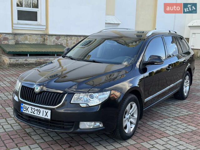 Чорний Шкода Суперб, об'ємом двигуна 2 л та пробігом 212 тис. км за 11300 $, фото 11 на Automoto.ua