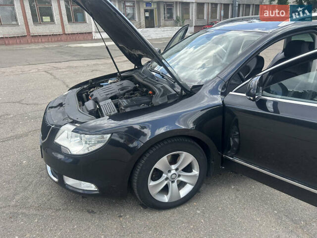 Черный Шкода Суперб, объемом двигателя 1.6 л и пробегом 307 тыс. км за 9900 $, фото 7 на Automoto.ua