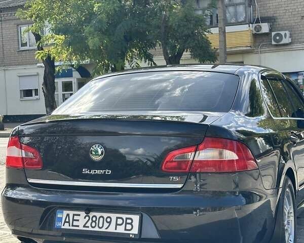 Черный Шкода Суперб, объемом двигателя 1.8 л и пробегом 194 тыс. км за 10600 $, фото 11 на Automoto.ua