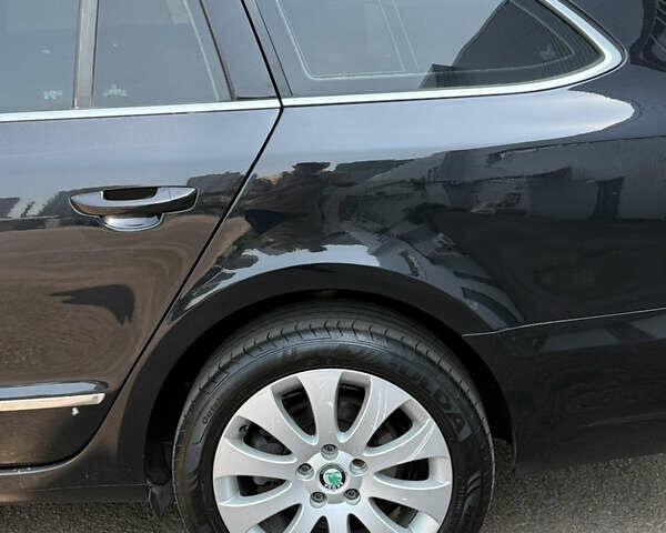 Чорний Шкода Суперб, об'ємом двигуна 1.97 л та пробігом 333 тис. км за 14200 $, фото 5 на Automoto.ua
