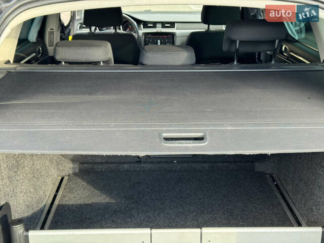 Чорний Шкода Суперб, об'ємом двигуна 2 л та пробігом 212 тис. км за 11300 $, фото 28 на Automoto.ua