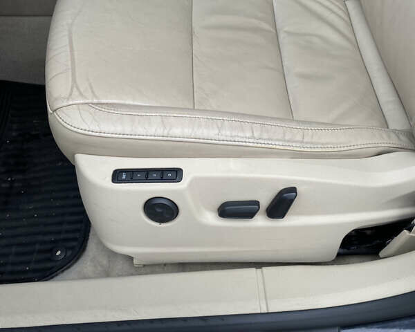 Шкода Суперб 2012 у Белой Церкве на Automoto.ua Чорний Шкода Суперб, об'ємом двигуна 1.8 л та пробігом 248 тис. км за 8500 $, фото 48 на Automoto.ua