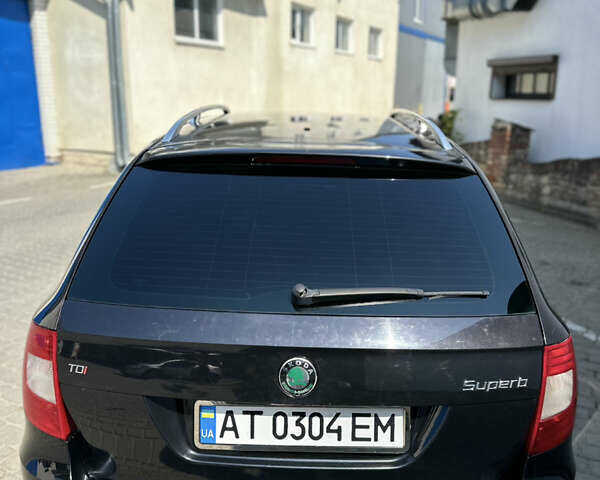 Черный Шкода Суперб, объемом двигателя 2 л и пробегом 340 тыс. км за 11000 $, фото 10 на Automoto.ua