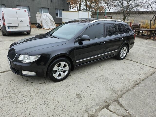 Черный Шкода Суперб, объемом двигателя 2 л и пробегом 310 тыс. км за 11750 $, фото 1 на Automoto.ua