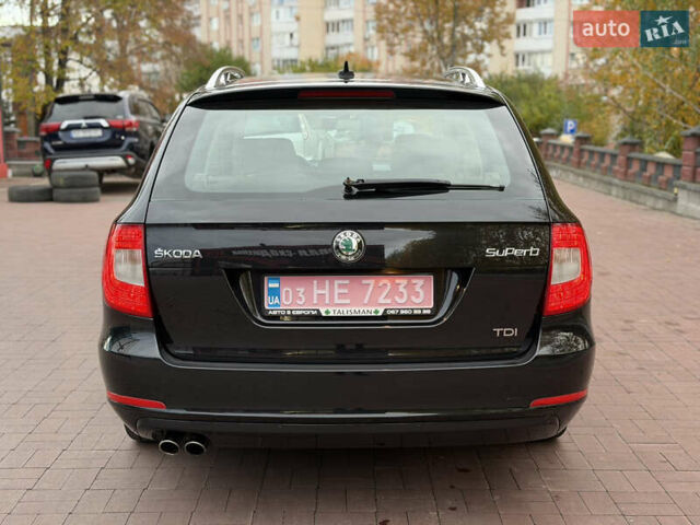 Шкода Суперб 2012 в Ровно на Automoto.ua Черный Шкода Суперб, объемом двигателя 2 л и пробегом 268 тыс. км за 12300 $, фото 72 на Automoto.ua