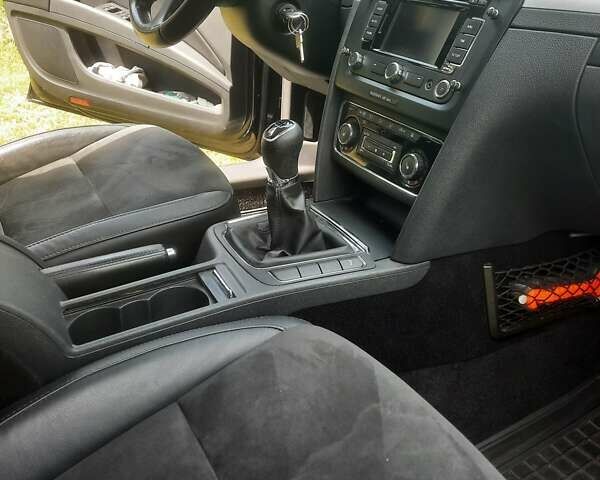 Шкода Суперб 2012 в Полтаве на Automoto.ua Черный Шкода Суперб, объемом двигателя 1.6 л и пробегом 199 тыс. км за 11600 $, фото 20 на Automoto.ua