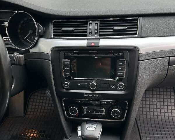 Черный Шкода Суперб, объемом двигателя 1.97 л и пробегом 249 тыс. км за 10500 $, фото 17 на Automoto.ua