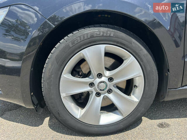 Черный Шкода Суперб, объемом двигателя 1.6 л и пробегом 307 тыс. км за 9900 $, фото 17 на Automoto.ua