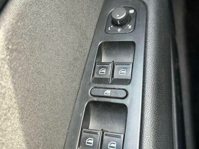 Чорний Шкода Суперб, об'ємом двигуна 2 л та пробігом 280 тис. км за 7300 $, фото 16 на Automoto.ua