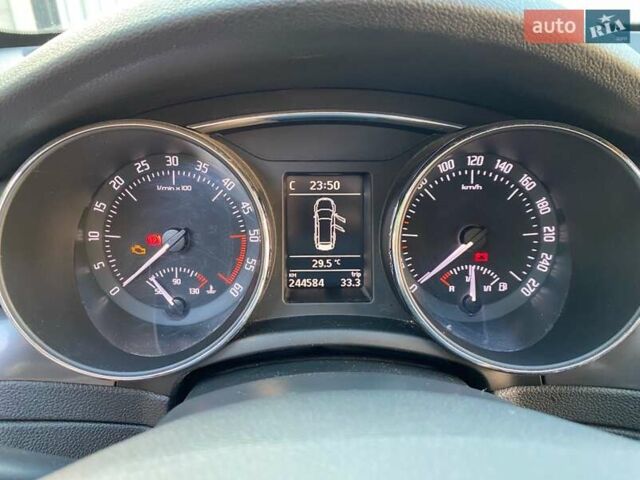 Черный Шкода Суперб, объемом двигателя 1.6 л и пробегом 245 тыс. км за 9400 $, фото 17 на Automoto.ua