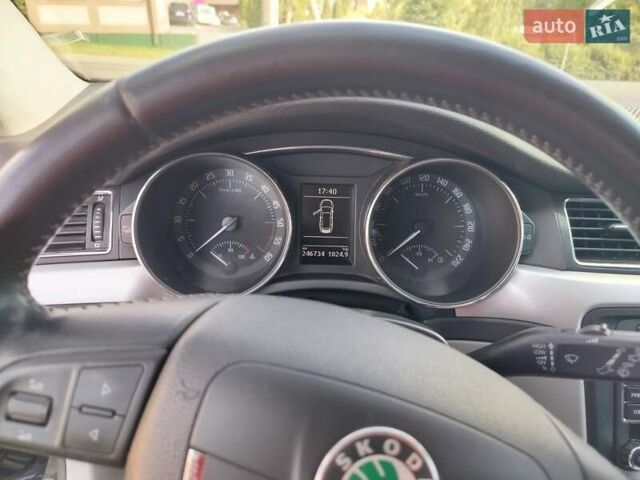 Чорний Шкода Суперб, об'ємом двигуна 1.6 л та пробігом 246 тис. км за 11000 $, фото 66 на Automoto.ua