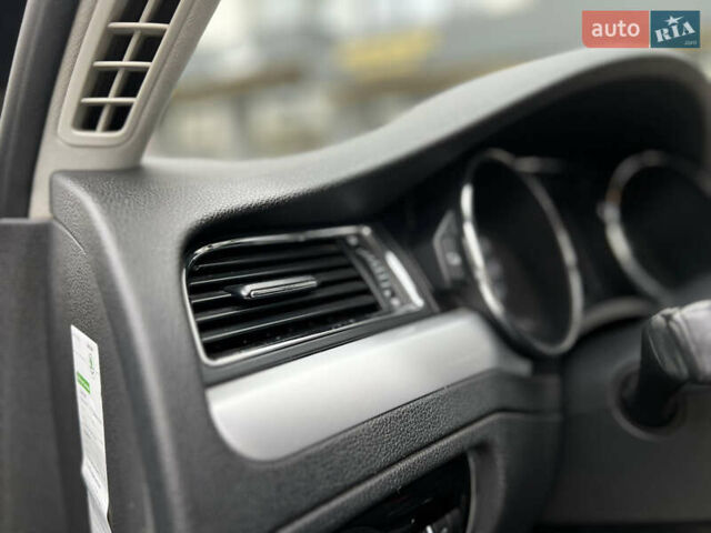 Чорний Шкода Суперб, об'ємом двигуна 2 л та пробігом 282 тис. км за 10799 $, фото 54 на Automoto.ua