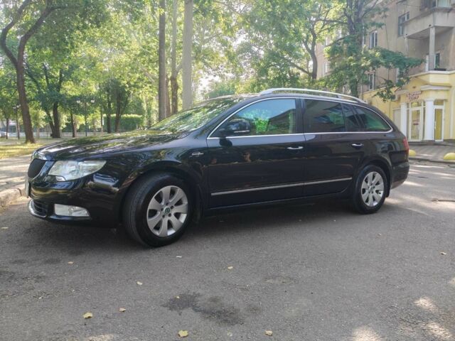 Чорний Шкода Суперб, об'ємом двигуна 2 л та пробігом 261 тис. км за 12500 $, фото 13 на Automoto.ua