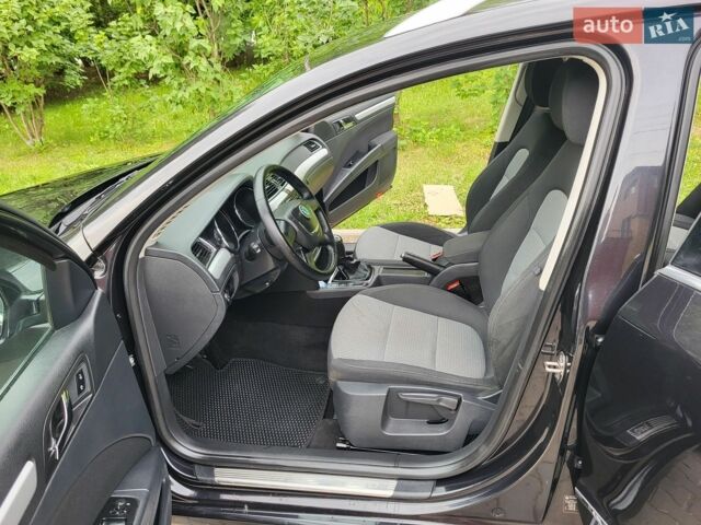 Чорний Шкода Суперб, об'ємом двигуна 1.6 л та пробігом 208 тис. км за 7800 $, фото 63 на Automoto.ua