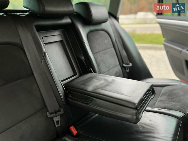 Чорний Шкода Суперб, об'ємом двигуна 2 л та пробігом 282 тис. км за 10799 $, фото 66 на Automoto.ua