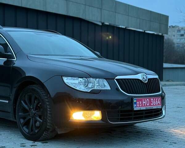 Черный Шкода Суперб, объемом двигателя 2 л и пробегом 278 тыс. км за 11700 $, фото 4 на Automoto.ua