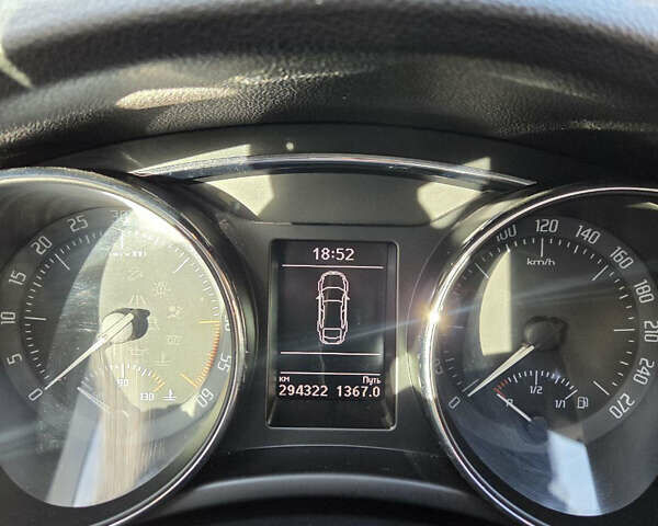 Черный Шкода Суперб, объемом двигателя 1.97 л и пробегом 294 тыс. км за 12400 $, фото 4 на Automoto.ua