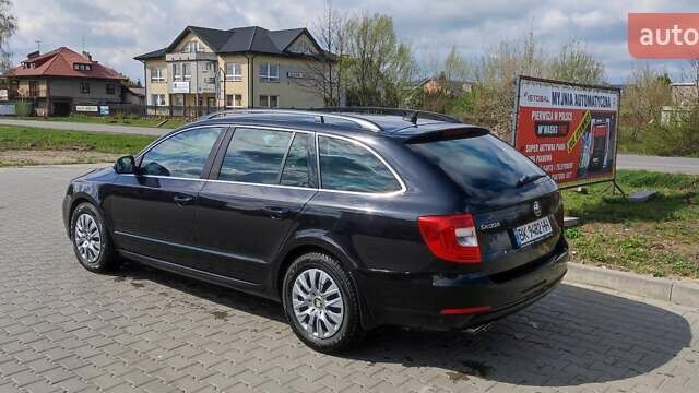 Черный Шкода Суперб, объемом двигателя 2 л и пробегом 250 тыс. км за 12300 $, фото 1 на Automoto.ua