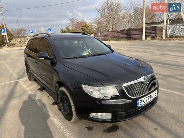 Шкода Суперб 2013 в Ровно на Automoto.ua Черный Шкода Суперб, объемом двигателя 1.6 л и пробегом 377 тыс. км за 8499 $, фото 3 на Automoto.ua