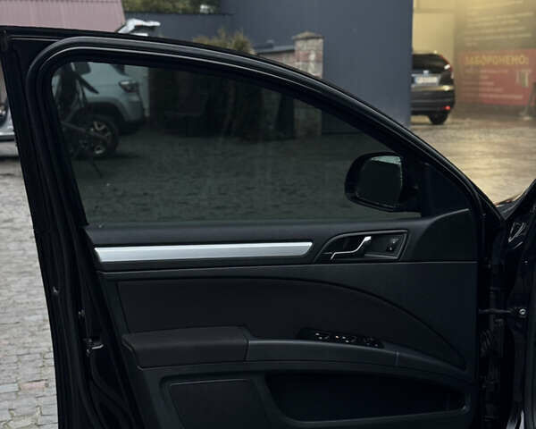 Черный Шкода Суперб, объемом двигателя 2 л и пробегом 358 тыс. км за 12000 $, фото 37 на Automoto.ua