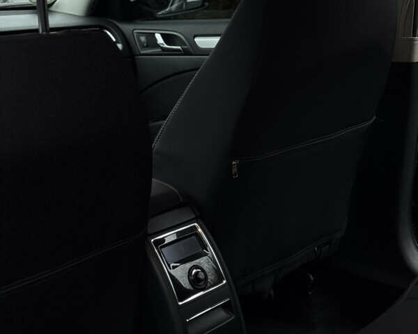 Черный Шкода Суперб, объемом двигателя 2 л и пробегом 358 тыс. км за 12000 $, фото 30 на Automoto.ua