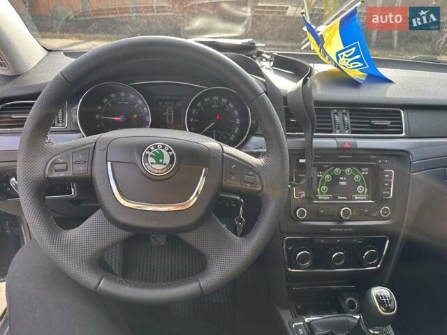 Шкода Суперб 2013 в Ровно на Automoto.ua Черный Шкода Суперб, объемом двигателя 1.6 л и пробегом 377 тыс. км за 8499 $, фото 25 на Automoto.ua