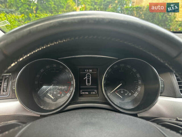 Черный Шкода Суперб, объемом двигателя 2 л и пробегом 321 тыс. км за 13290 $, фото 11 на Automoto.ua