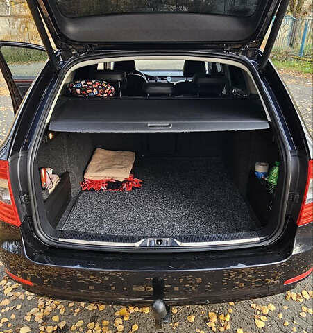 Черный Шкода Суперб, объемом двигателя 1.97 л и пробегом 294 тыс. км за 12400 $, фото 15 на Automoto.ua