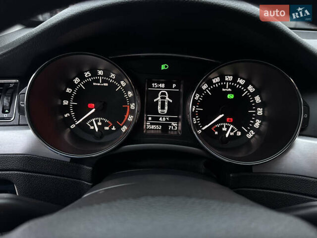 Черный Шкода Суперб, объемом двигателя 2 л и пробегом 358 тыс. км за 12000 $, фото 16 на Automoto.ua