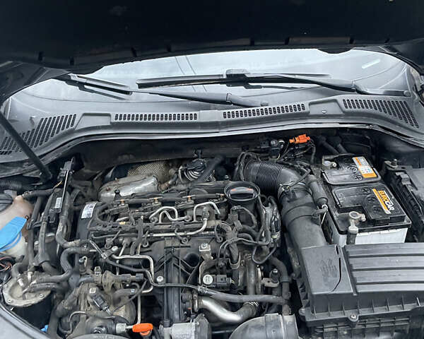 Черный Шкода Суперб, объемом двигателя 1.97 л и пробегом 300 тыс. км за 6500 $, фото 3 на Automoto.ua