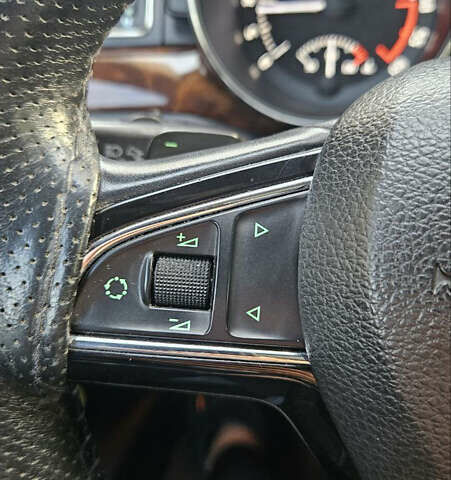 Черный Шкода Суперб, объемом двигателя 1.97 л и пробегом 294 тыс. км за 12400 $, фото 19 на Automoto.ua