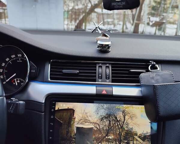 Чорний Шкода Суперб, об'ємом двигуна 0 л та пробігом 231 тис. км за 14999 $, фото 4 на Automoto.ua