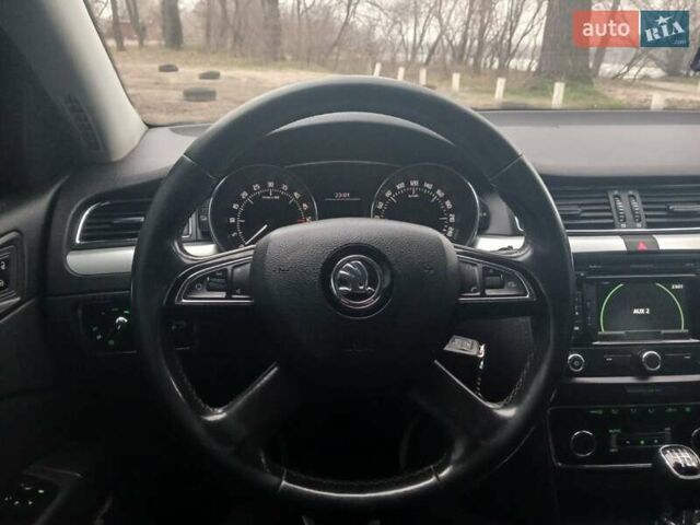 Черный Шкода Суперб, объемом двигателя 1.6 л и пробегом 322 тыс. км за 10900 $, фото 11 на Automoto.ua