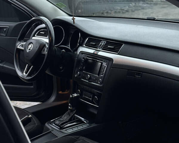 Черный Шкода Суперб, объемом двигателя 2 л и пробегом 358 тыс. км за 12000 $, фото 35 на Automoto.ua