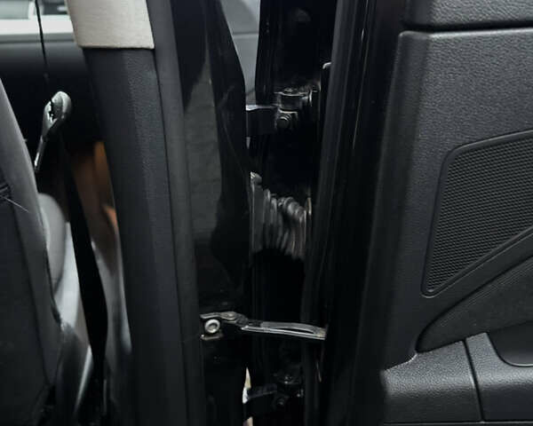 Черный Шкода Суперб, объемом двигателя 2 л и пробегом 358 тыс. км за 12000 $, фото 32 на Automoto.ua