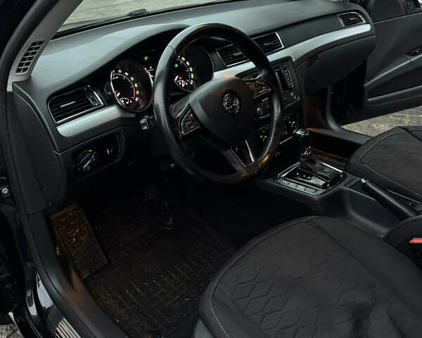 Черный Шкода Суперб, объемом двигателя 2 л и пробегом 358 тыс. км за 12000 $, фото 39 на Automoto.ua