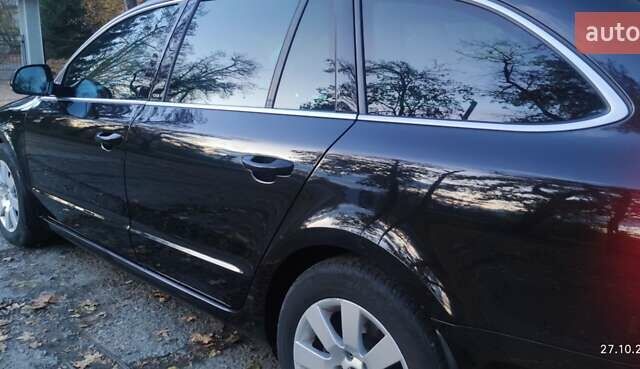 Шкода Суперб 2013 у Кицмане на Automoto.ua Чорний Шкода Суперб, об'ємом двигуна 2 л та пробігом 235 тис. км за 13400 $, фото 28 на Automoto.ua