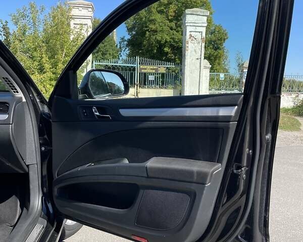 Черный Шкода Суперб, объемом двигателя 2 л и пробегом 272 тыс. км за 13499 $, фото 20 на Automoto.ua