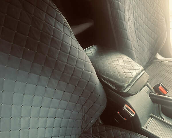 Чорний Шкода Суперб, об'ємом двигуна 2 л та пробігом 316 тис. км за 12300 $, фото 16 на Automoto.ua