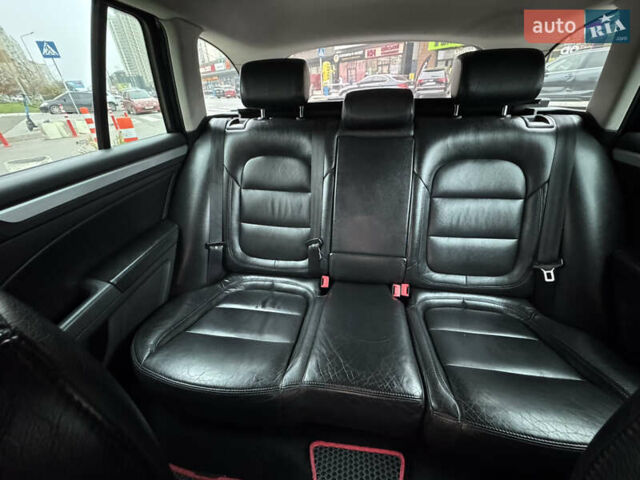 Черный Шкода Суперб, объемом двигателя 1.97 л и пробегом 272 тыс. км за 12800 $, фото 14 на Automoto.ua