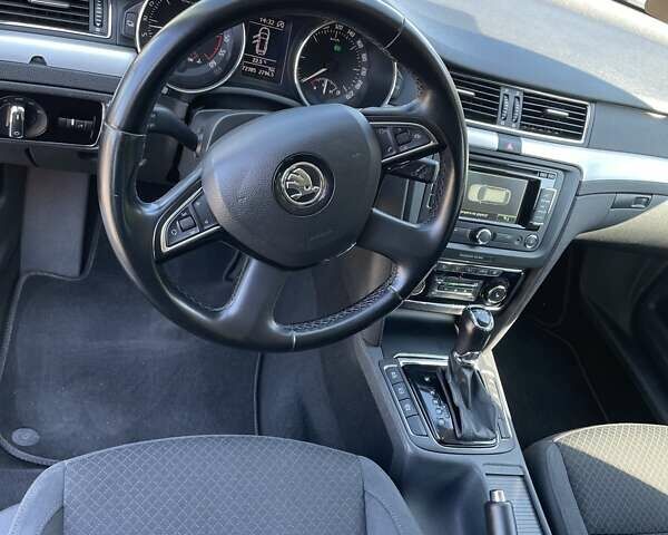 Черный Шкода Суперб, объемом двигателя 2 л и пробегом 272 тыс. км за 13499 $, фото 35 на Automoto.ua