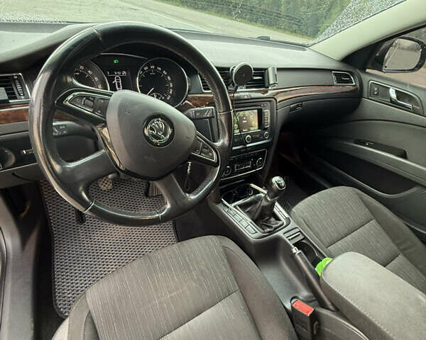 Чорний Шкода Суперб, об'ємом двигуна 2 л та пробігом 275 тис. км за 11200 $, фото 9 на Automoto.ua