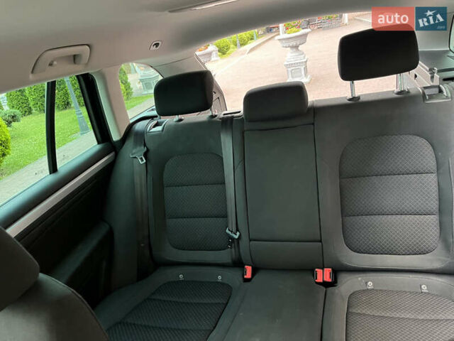 Черный Шкода Суперб, объемом двигателя 2 л и пробегом 255 тыс. км за 12999 $, фото 68 на Automoto.ua