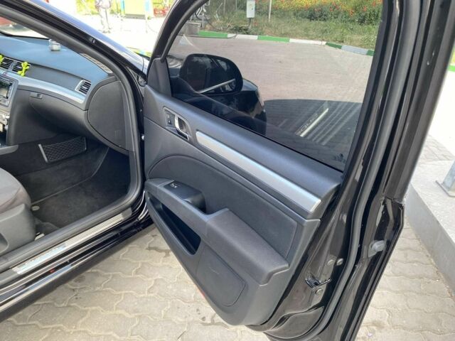 Черный Шкода Суперб, объемом двигателя 1.6 л и пробегом 277 тыс. км за 10700 $, фото 8 на Automoto.ua